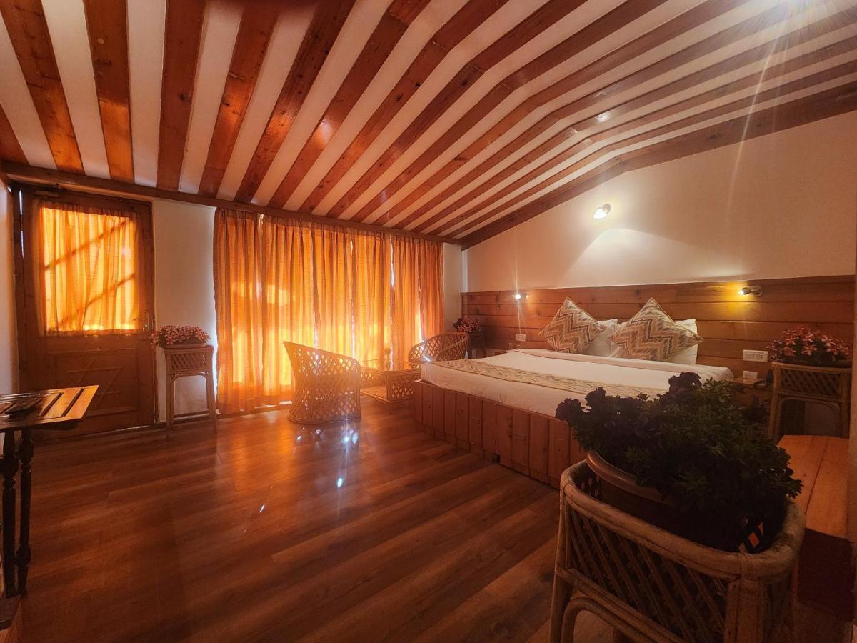 The Chalets Naldehra Shimla Ngoại thất bức ảnh